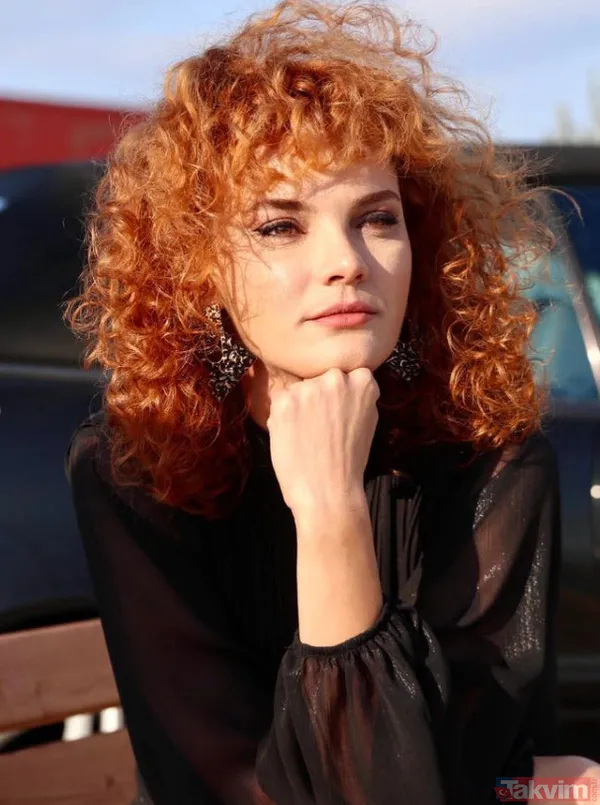 Üç Kız Kardeş'in Mine'si Nazlı Senem Ünal'ın kardeşi Çukur'un yıldızı çıktı! Meğer o da Senem kadar ünlüymüş - 2