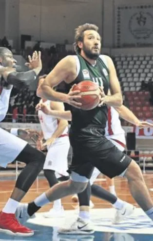 Gaziantep Sakarya’yı farklı devirdi: 83-58