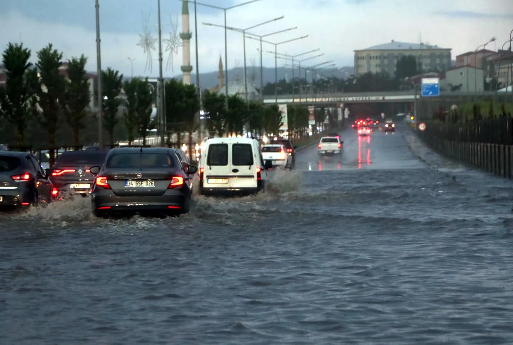 Erzurum’da sel!