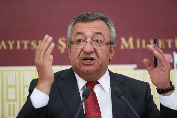 chpli-engin-altay-kendi-milletvekiline-hakaret-etti-normal-bir-zekaya-sahip-kimse-aileyi-boyle-tehdit-etmez-1609252962768.jpg