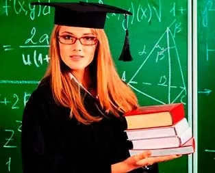 Almanya’da kız öğrencilere seksi kıyafet yasağı...