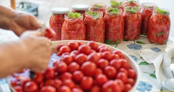 konserve-gidalarda-botulismus-tehlikesi-iste-uyulmasi-gereken-kurallar-1631258805825.jpg Konserve gıdalarda 'Botulismus' tehlikesi! İşte uyulması gereken kurallar-2