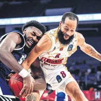 Bahçeşehir Venezia’yı parkeye gömdü