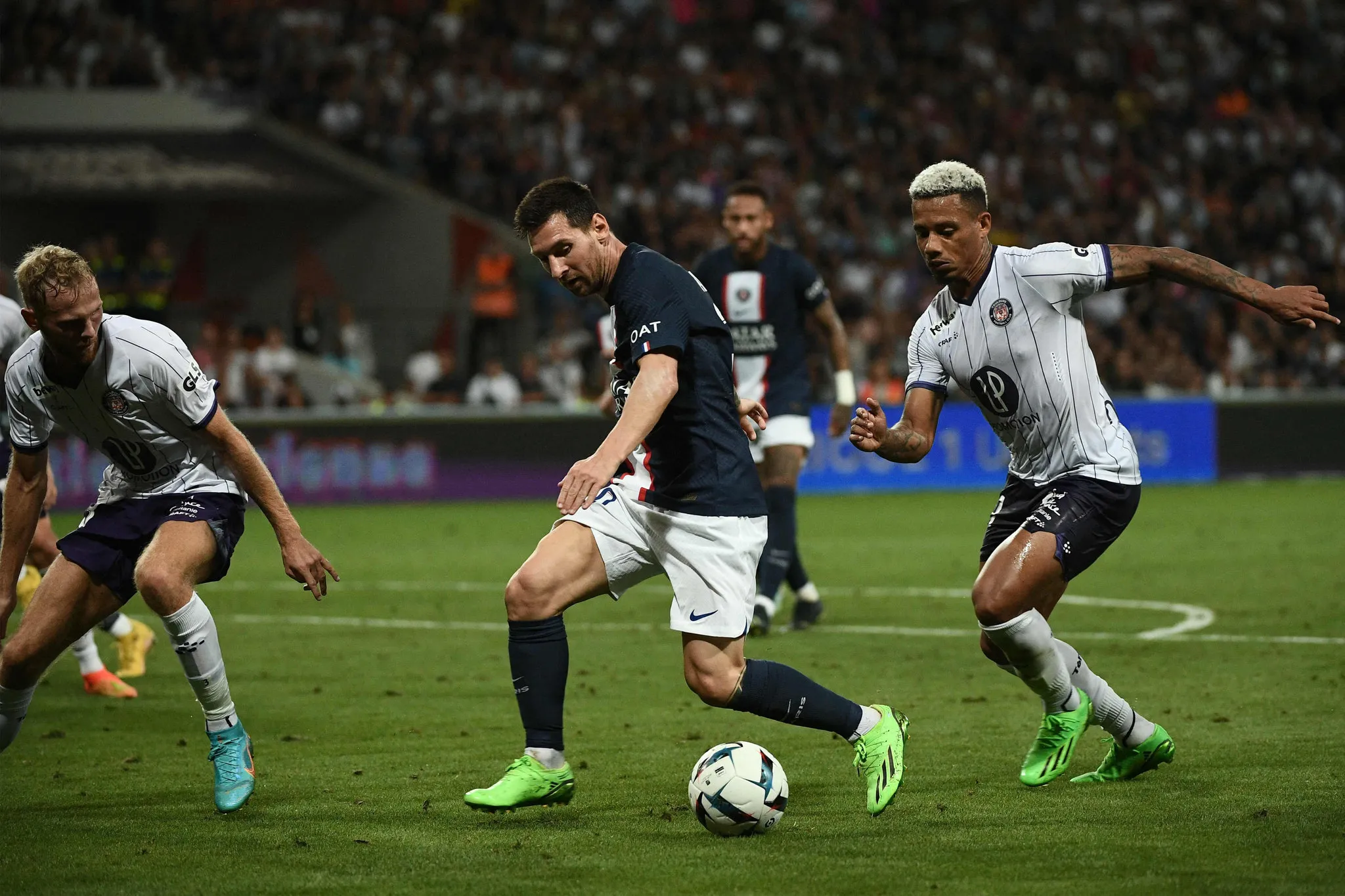 Beşiktaş, Fenerbahçe ve Galatasaray Sambacı yıldızın peşinde! - 24