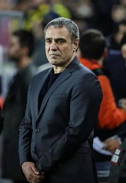 Taraftar isyan bayrağını açtı! "Ali Koç, Ersun Yanal ve futbolcular... Topunuz gidin"-2