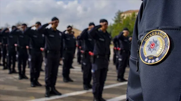 ak-parti-polis-akademisi-yerine-fakulte-kurulmasini-ongoren-yasa-teklifini-tbmmye-sundu-1666119331551.jpeg AK Parti, polis akademisi yerine fakülte kurulmasını öngören yasa teklifini TBMM'ye sundu-5
