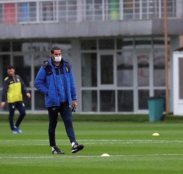 her-devrim-once-kendi-evlatlarini-yer-ali-koc-fenerbahceli-isimleri-tek-tek-gorevden-aldi-1626533953673.jpeg Her devrim önce kendi evlatlarını yer! Ali Koç Fenerbahçeli isimleri tek tek görevden aldı!-6