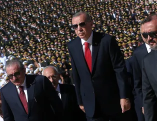 Büyük Zaferin 97'nci yıl dönümü! Anıtkabir'den özel kareler