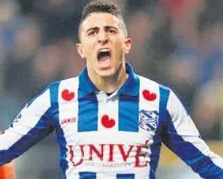 Feyenoord bırakmıyor!