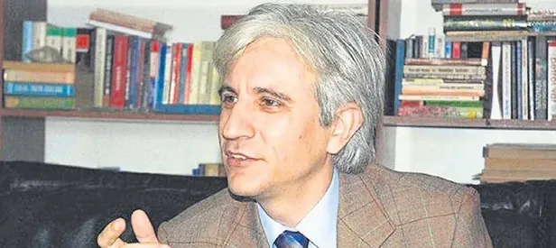 Tavan arasında yakalandı