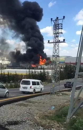 Son dakika: Ankara'da, boya fabrikasında yangın! Acı haber geldi