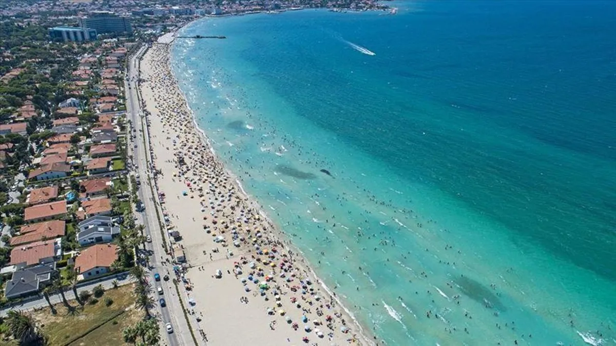 Bodrum’dan sonra Çeşme'de de fiyatlar dudak uçuklattı!