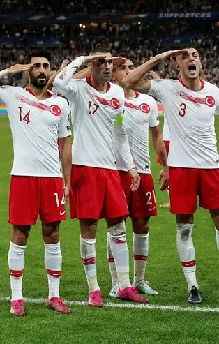 UEFA'dan skandal karar! A Milli Takım'ın asker selamı soruşturma açıldı