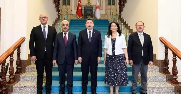Adalet Bakanı Yılmaz Tunç DEM Parti İmralı Heyeti'ni kabul etti! Süreçte komisyon aşamasına geçildi... "Her konu konuşuldu"