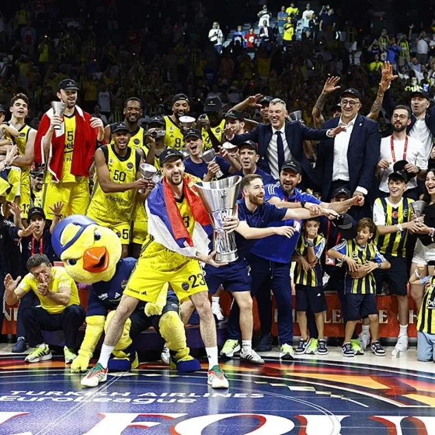Potanın kralı Fenerbahçe