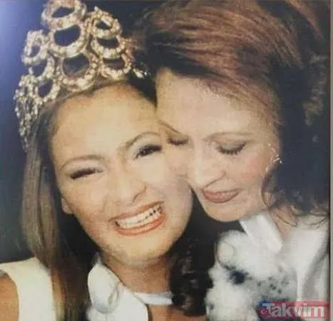 Podyuma ilk çıktığında 17 yaşındaydı... Pınar Altuğ’un maddi zorluklarla başlayan şöhret yolculuğu - 2