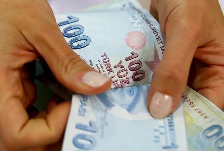 Evde yakınına bakana 9 bin 77 TL