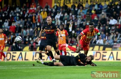 Galatasaray’ın 3-0’lık Kayserispor mağlubiyeti sonrası yerden yere vurdular: Etkisiz elemanlar topluluğu