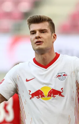 Alexander Sörloth resmen Real Sociedad'ta