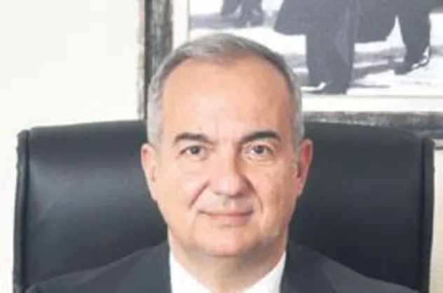 Makinecilerden 15.3 milyar dolar