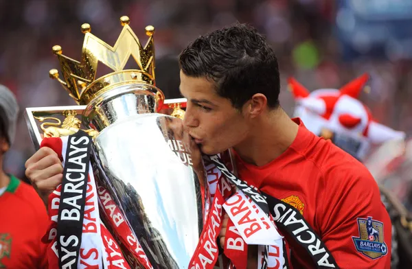 son-dakika-cristiano-ronaldonun-yeni-takimi-manchester-united-oldu-1630080118454.jpg SON DAKİKA! Cristiano Ronaldo'nun yeni takımı Manchester United oldu-5