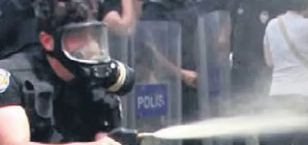 Biber gazı yerine uyku bombası