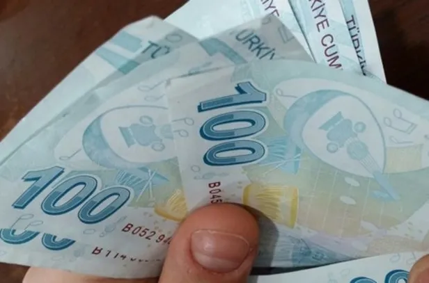 atmye-gidip-aninda-cekebilirsiniz-ssk-sgk-ve-bagkurluya-500-675-750-1000-1500-lira-odeniyor-1609133955366.jpg Maaş miktarına göre en az 500, 625 ve 750 lira ödeniyor! ATM'ye gidip anında çekebilirsiniz!-4