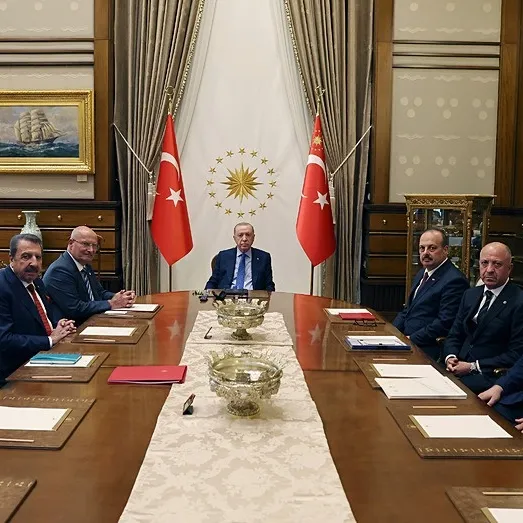 Başkent heyeti Külliye’de