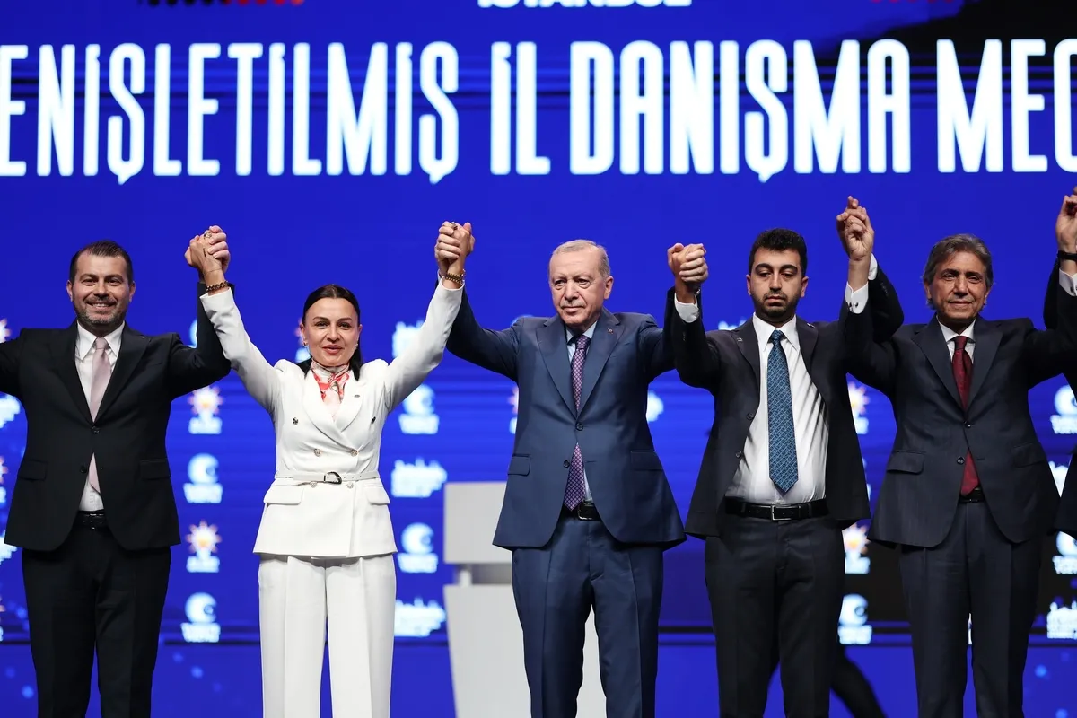 tuzla-belediye-baskani-bingolden-chpli-ibbye-emsal-tepkisi-50-bin-tuzlalinin-gelecegi-siyasi-polemik-konusu-ol-1785830416236.jpeg Tuzla Belediye Başkanı Bingöl'den CHP'li İBB'ye emsal tepkisi: "50 bin Tuzlalının geleceği siyasi polemik konusu olamaz"-5