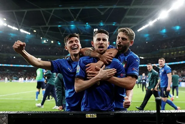 son-dakika-euro-2020de-ilk-finalist-italya-1625607976086.jpeg Son dakika: EURO 2020'de ilk finalist İtalya!-2