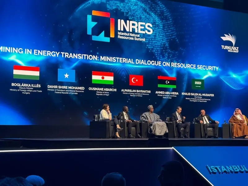 turkiye-somalide-petrol-ariyor-somali-petrol-ve-maden-kaynaklari-bakani-dahir-shire-mohamed-takvime-konustu-ke-1746182254479.jpeg Enerji Dönüşümünde Madencilik: Kaynak Güvenliği Konusunda Bakanlar Diyaloğu (Fotoğraf: Takvim.com.tr)