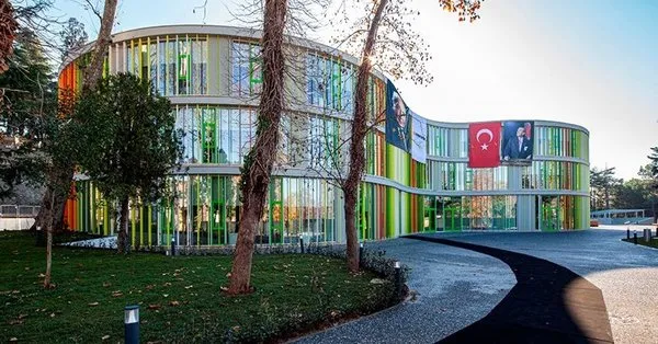 2020 2021 Universite Karsiliksiz Burs Veren Kurumlar Is Adamlari Hangileri Takvim