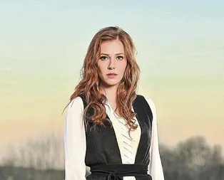 Makyajsız ünlüler şaşırtıyor