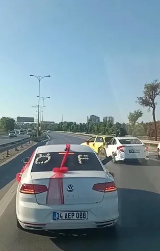 Bayrampaşa'da düğün konvoyunda kaza