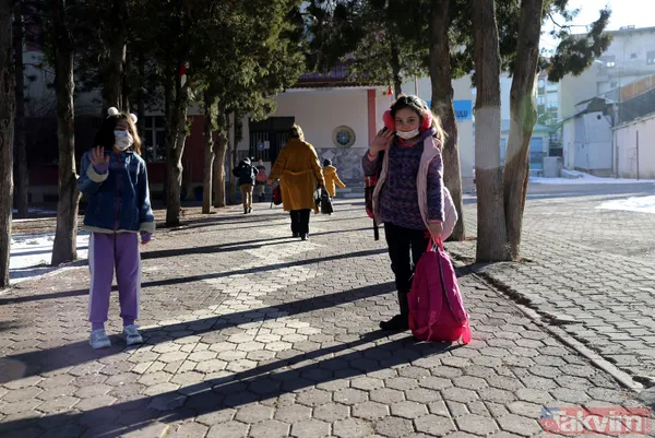 SON DAKİKA: Yüz yüze eğitim ne zaman? Yüz yüze eğitim bu sabah başladı - 41