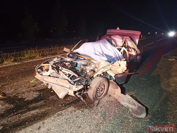 Kastamonu'da zincirleme kaza! Araba kağıt gibi ezildi... Ölü ve yaralılar var - 1