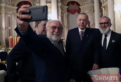 Başkan Recep Tayyip Erdoğan, sanatçılarla iftarda bir araya geldi: İşte programdan kareler ve katılan ünlü isimler