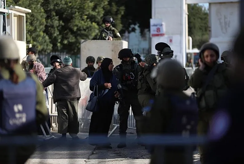 Soykırım ordusu Kudüs sokaklarında