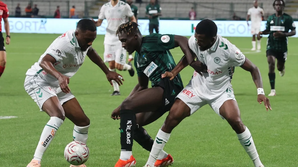 Deplasmanda geri dönüş! Kocaelsipor Konyaspor'u 2-1 yendi