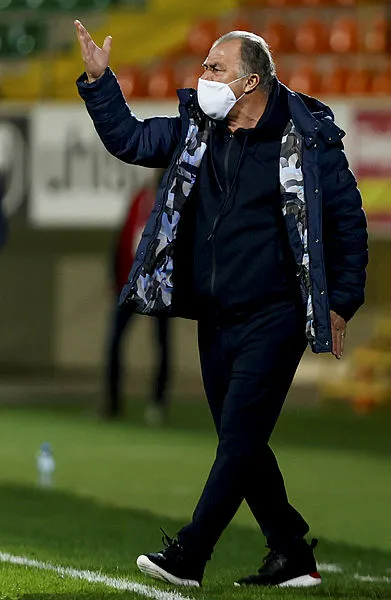 galatasaray-teknik-direktoru-fatih-terim-alanyaspor-galibiyeti-sonrasi-konustu-tuzagi-bertaraf-ettik-1613848624566.jpg Galatasaray Teknik Direktörü Fatih Terim Alanyaspor galibiyeti sonrası konuştu: Tuzağı bertaraf ettik-3