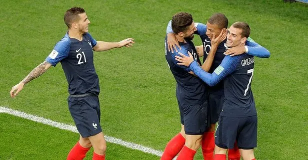 Fransa: 1 Peru:0 Maç Sonucu Fransa Peru’yu 1-0 mağlup ederek C grubundan çıkmayı garantiledi