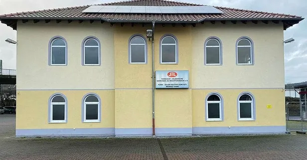 İslam düşmanları durmuyor! Almanya'da camiye ırkçı içerikli tehdit mektubu gönderildi