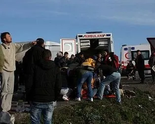 Servis araçları çarpıştı: 2 ölü
