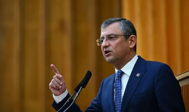 ozgur-ozelden-tunc-soyere-cizik-izmirde-memnuniyeti-dusukse-aday-olamaz-1702409642782.jpeg Özgür Özel'den Tunç Soyer'e çizik: İzmir'de memnuniyeti düşükse aday olamaz-5