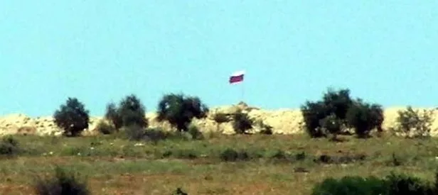 Suriye’de YPG ve Rus bayrakları çekildi, TSK harekete geçti