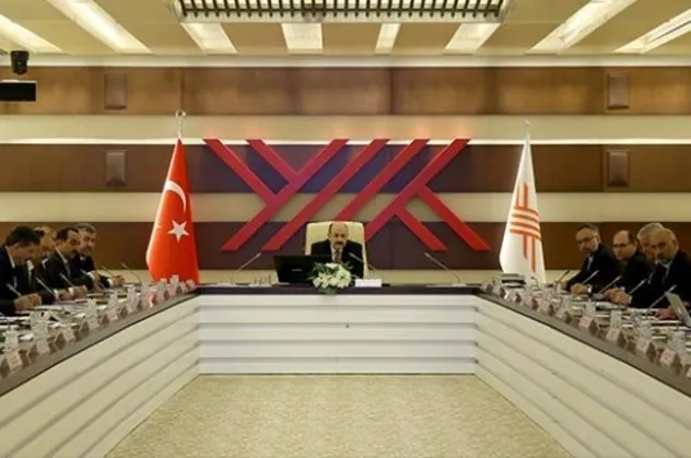 Son dakika: YÖK "koronavirüs" gündemiyle toplandı