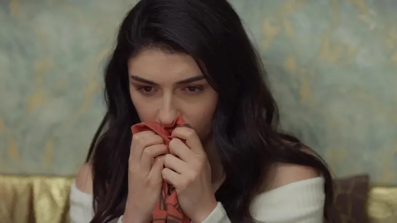 inci-tanelerine-2-sezon-baslamadan-gelen-feryat-7-hafta-sonra-carsi-pazar-karisacak-1721801423451.jpg 7 hafta sonra çarşı pazar karışacak! İnci Taneleri'ne 2. sezon başlamadan gelen feryat-5