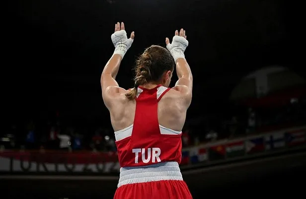 2020 Tokyo Olimpiyat Oyunları | Boksta Buse Naz Çakıroğlu çeyrek finale çıktı-2