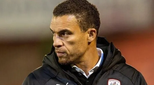 besiktasin-yeni-teknik-hocasi-velerien-ismael-dunyaca-unlu-hocalarla-beraber-ayni-akademiyi-bitirmesi-dikkat-c-1648071861638.jpeg Beşiktaş'ın yeni teknik hocası Velerien Ismael dünyaca ünlü hocalarla beraber aynı akademiyi bitirmesi dikkat çekiyor-2