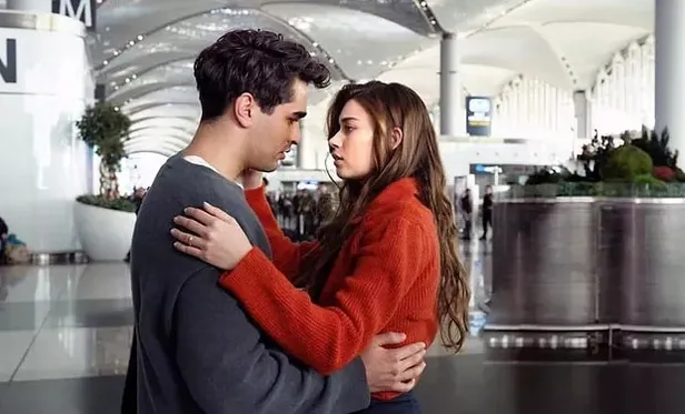 yali-capkini-dizisi-senaristlerinden-beklenmedik-karar-bihter-ve-behlulun-kaderini-yasatacaklar-1678798980974.jpg Yalı Çapkını'nın finali ifşa oldu seyirci şaştı kaldı! "Bu yürek böyle bir sona hazır değil..."-4